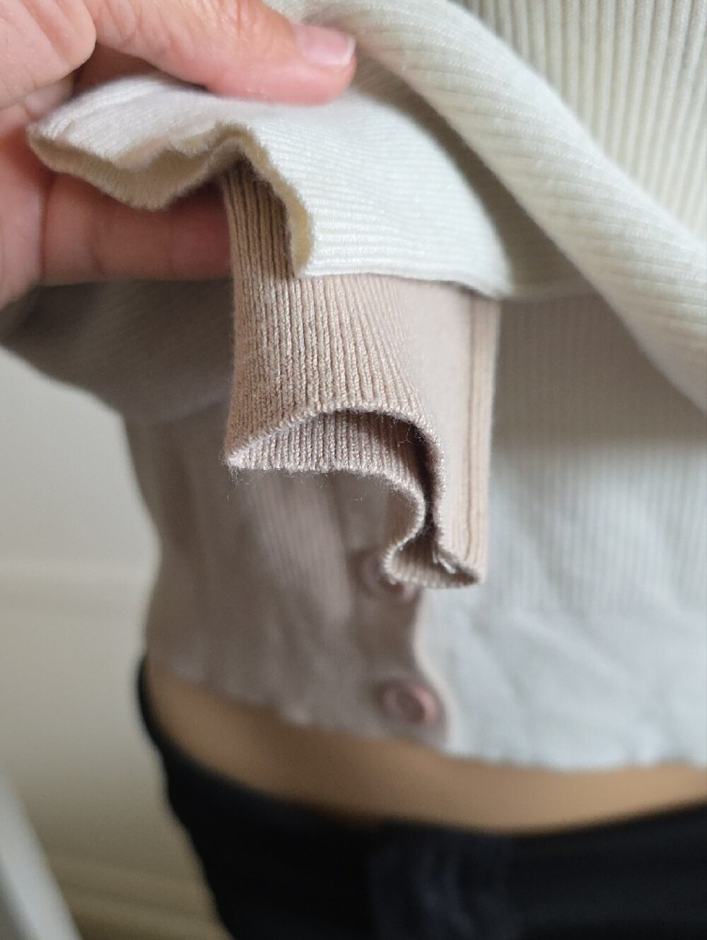 Crescent Cream Ribbed Button-Front Cardigan - Picture 5 of 7